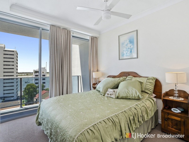 706/20 Labrador Street, Labrador QLD 4215