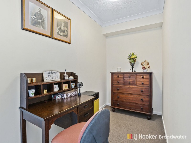 706/20 Labrador Street, Labrador QLD 4215