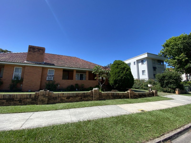 2/7 Taylor Street, Biggera Waters QLD 4216