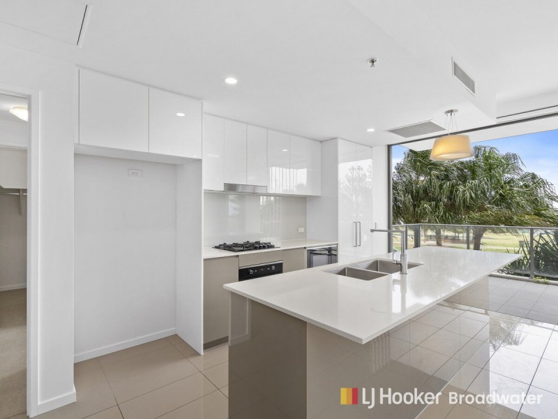 203/378 Marine Parade, Labrador QLD 4215