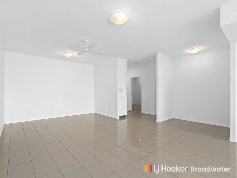 203/378 Marine Parade, Labrador QLD 4215