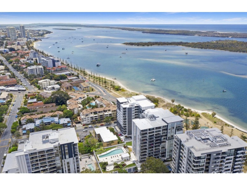 203/378 Marine Parade, Labrador QLD 4215