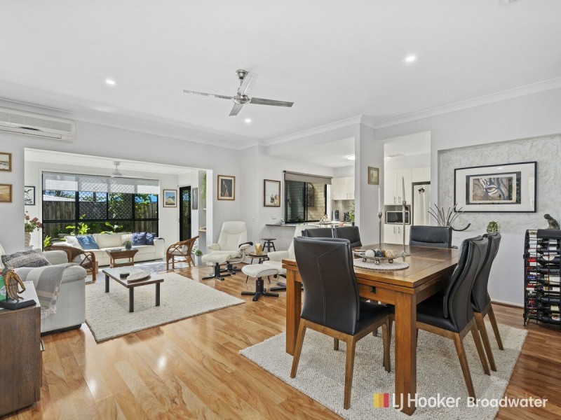 16/170 Whiting Street, Labrador QLD 4215