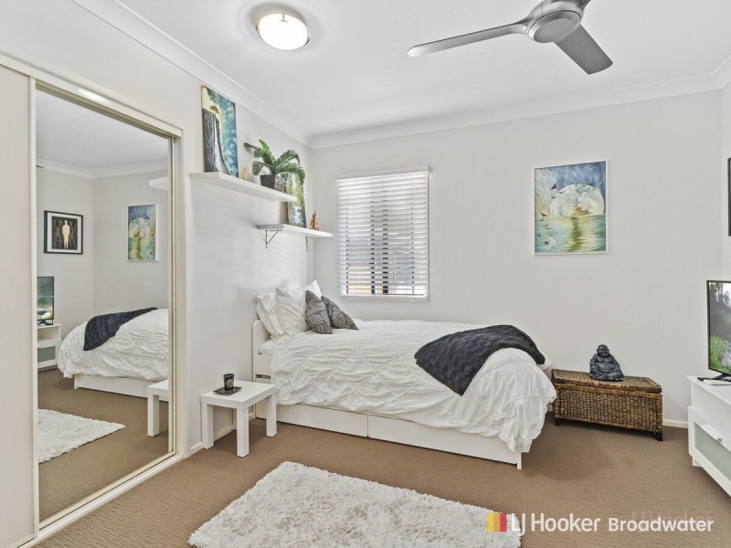 16/170 Whiting Street, Labrador QLD 4215