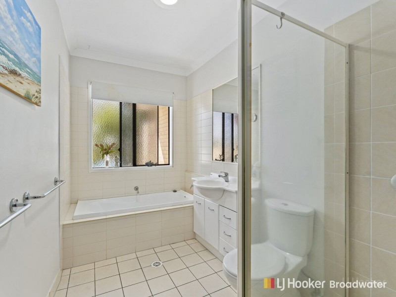 16/170 Whiting Street, Labrador QLD 4215