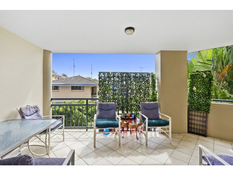 207/392 Marine Parade, Labrador QLD 4215