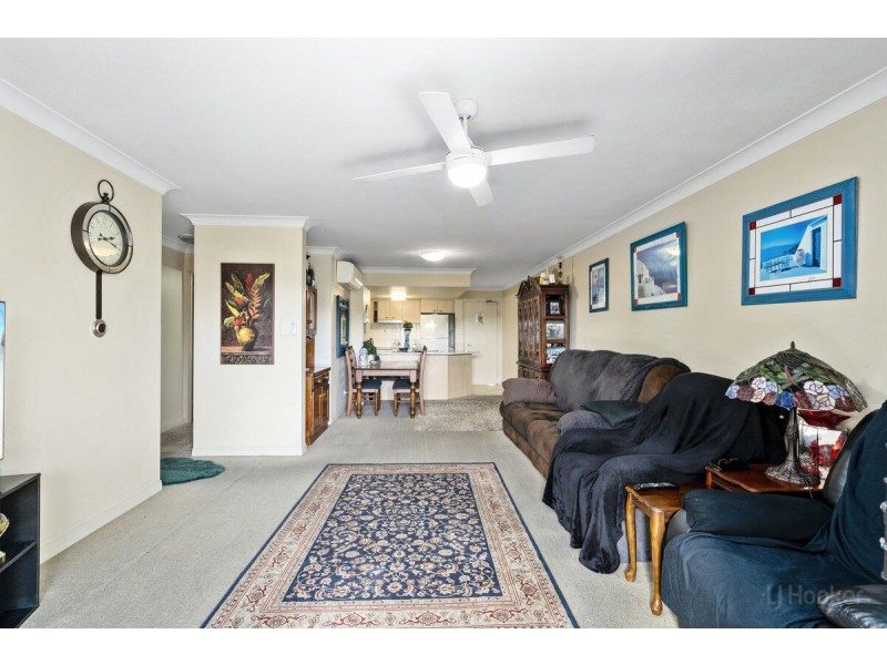 207/392 Marine Parade, Labrador QLD 4215