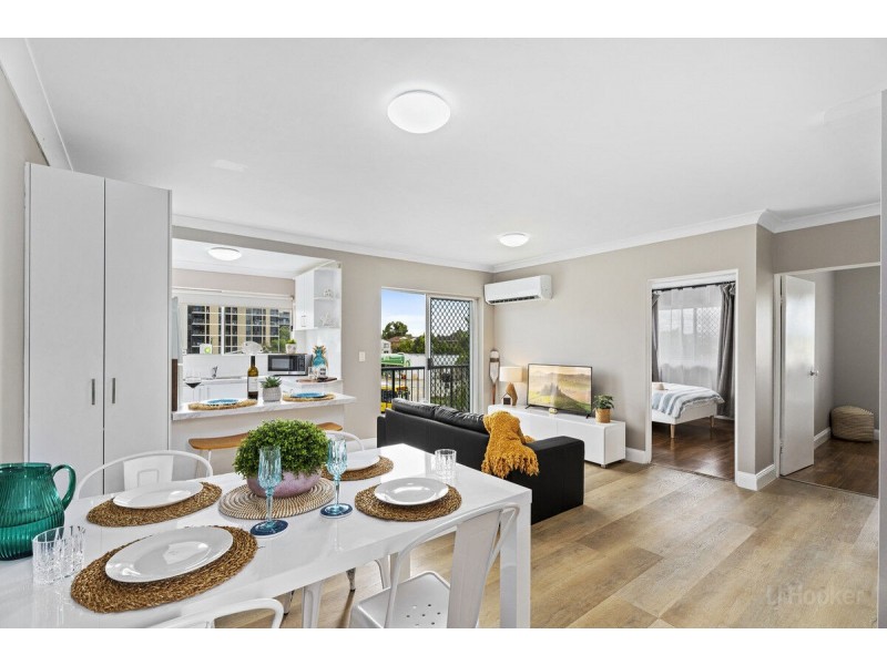 31/125 Frank Street, Labrador QLD 4215