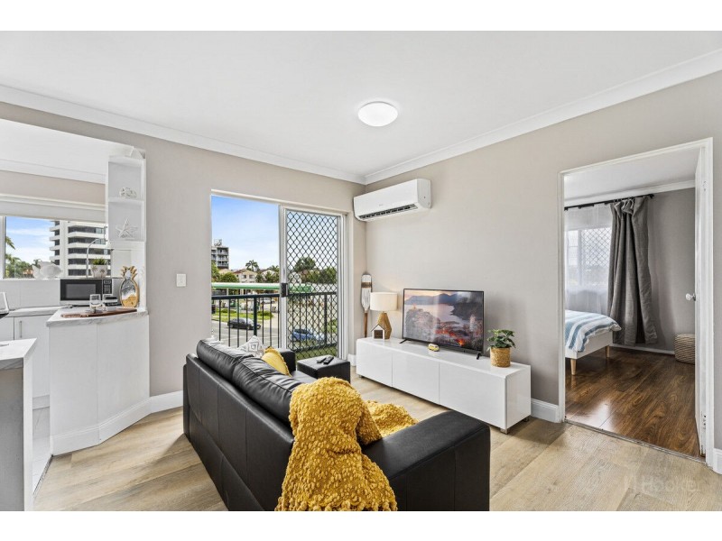 31/125 Frank Street, Labrador QLD 4215