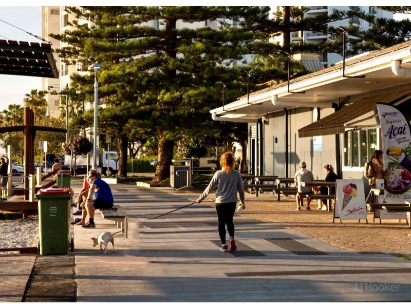 31/125 Frank Street, Labrador QLD 4215