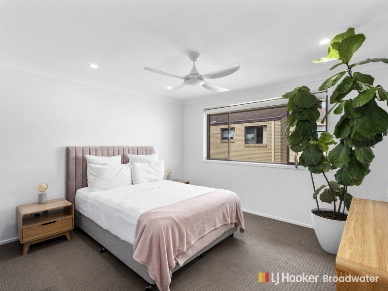 5/27 Imperial Parade, Labrador QLD 4215