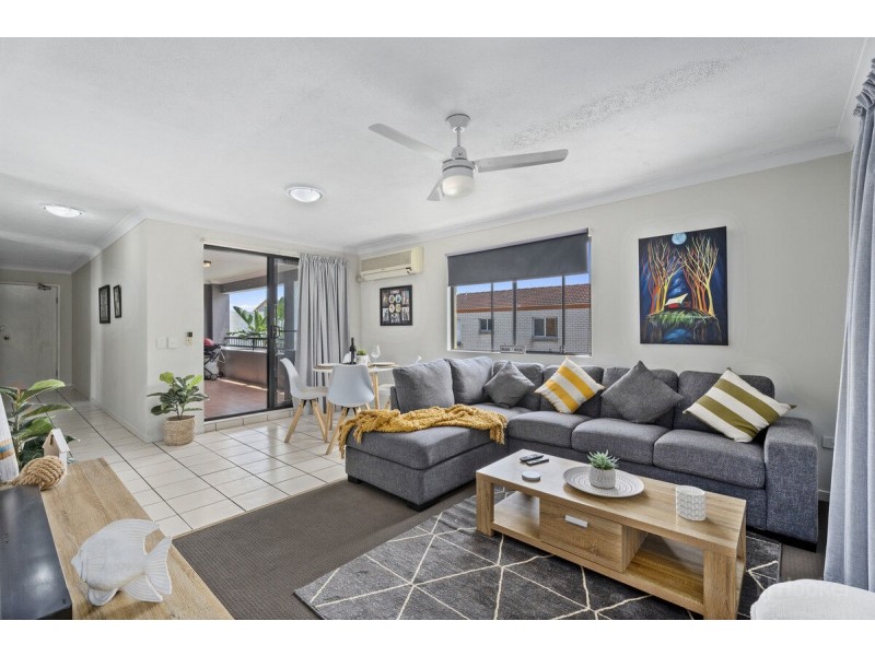 8/5 Loder Street, Biggera Waters QLD 4216