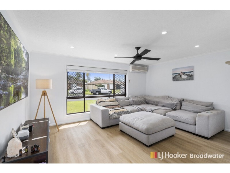 13 Wendoree Way, Coombabah QLD 4216