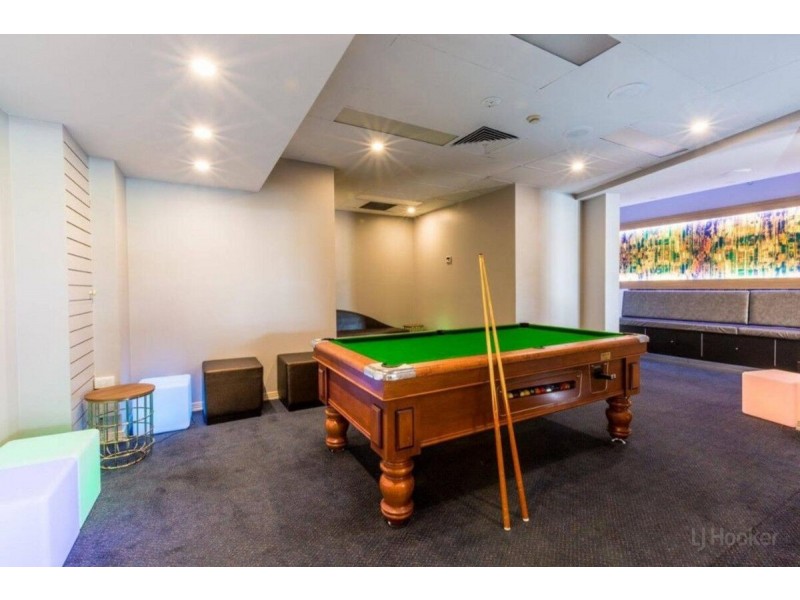 2010/56 John Lund Drive, Hope Island QLD 4212