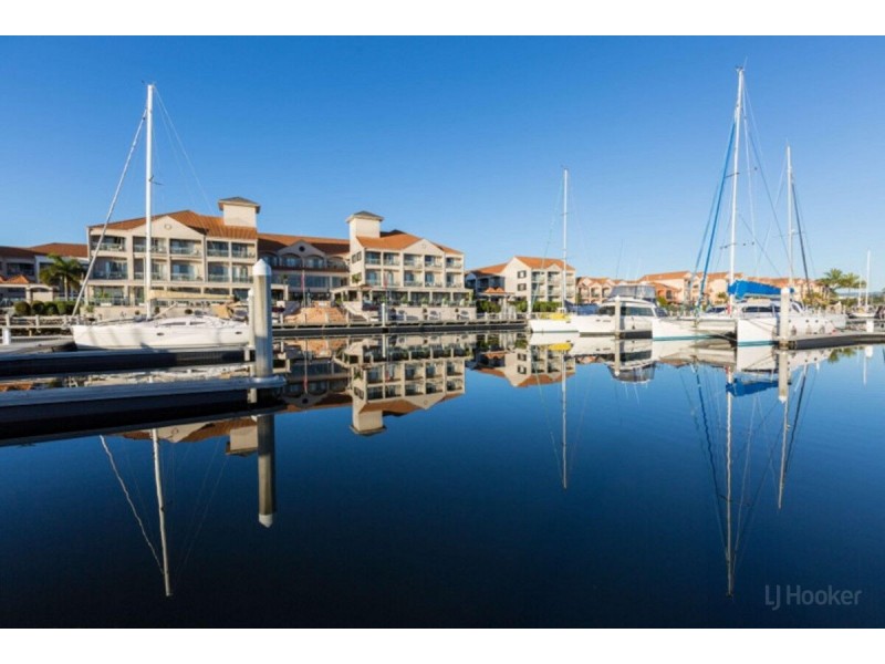 2010/56 John Lund Drive, Hope Island QLD 4212