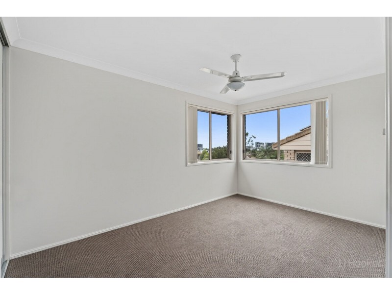 68/601 Pine Ridge Road, Biggera Waters QLD 4216