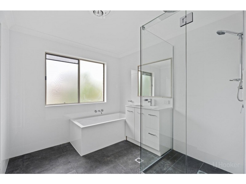 68/601 Pine Ridge Road, Biggera Waters QLD 4216