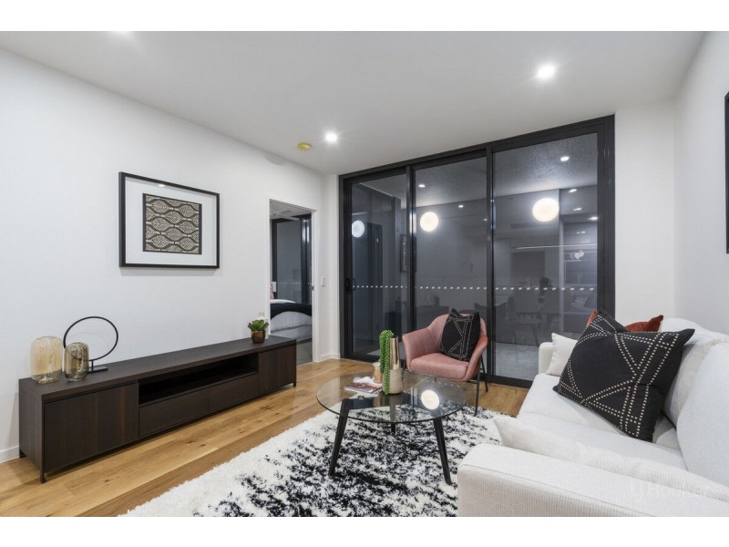 305/110 Frank Street, Labrador QLD 4215