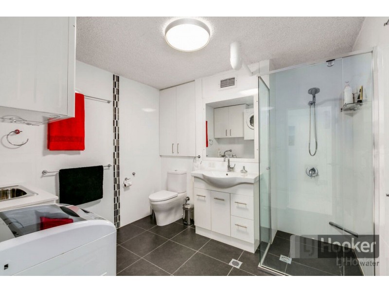 19/224 Marine Parade, Labrador QLD 4215