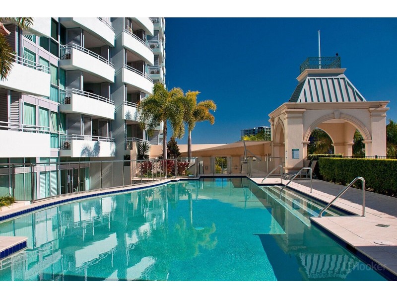 311/360 Marine Parade, Labrador QLD 4215