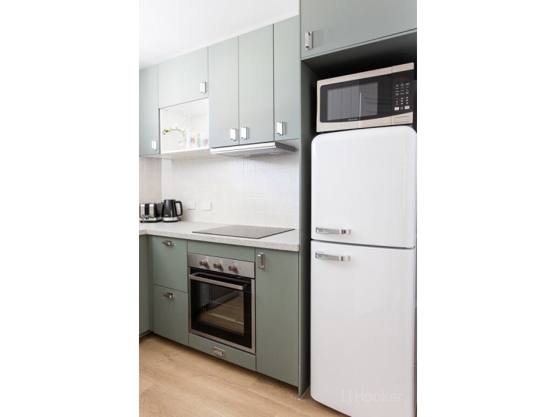 406/40 The Esplanade, Surfers Paradise QLD 4217