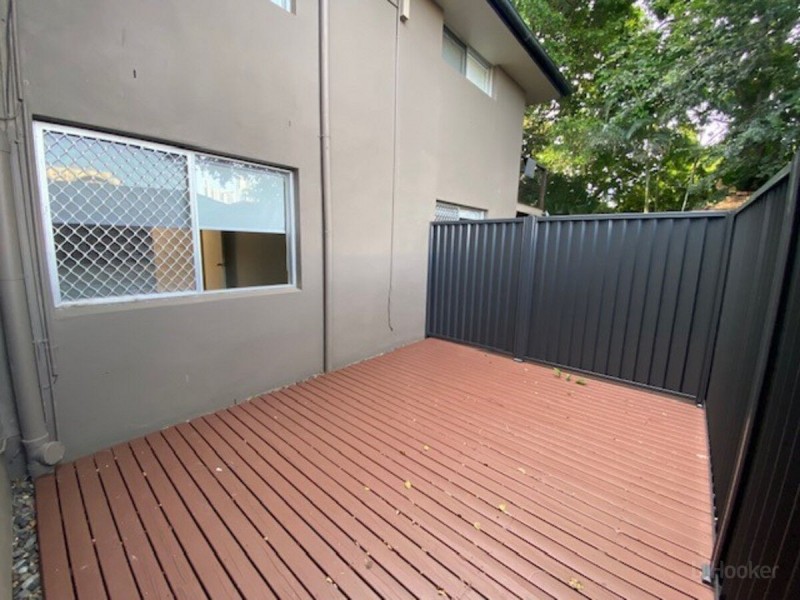 1/11 Tima Avenue, Surfers Paradise QLD 4217