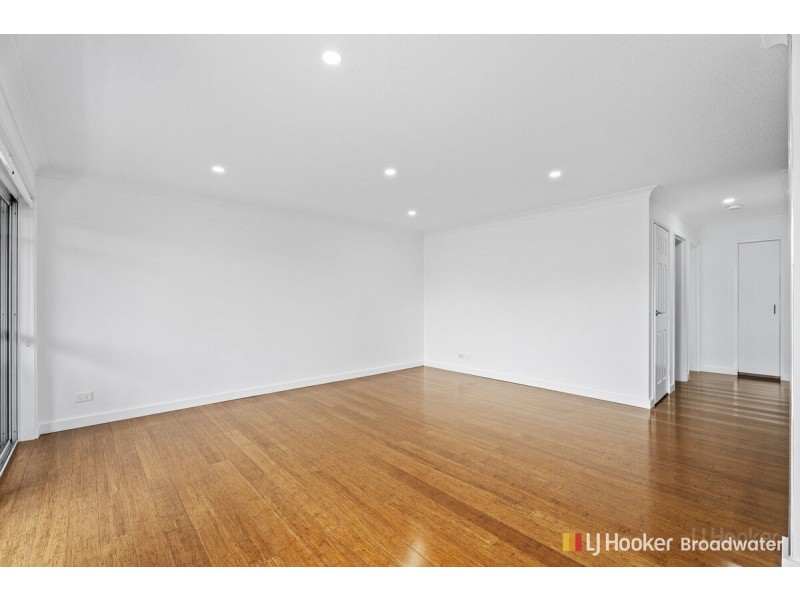 12/111 Frank Street, Labrador QLD 4215