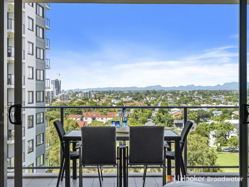 908/378 Marine Parade, Labrador QLD 4215