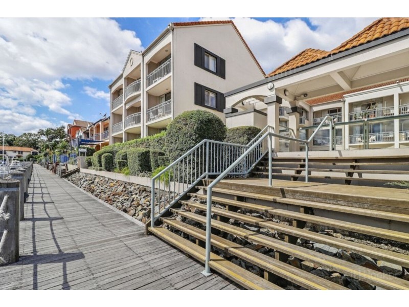 3039/56 John Lund Drive, Hope Island QLD 4212