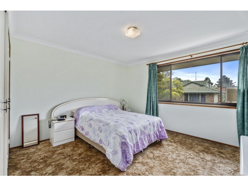 2/36 Government Road, Labrador QLD 4215