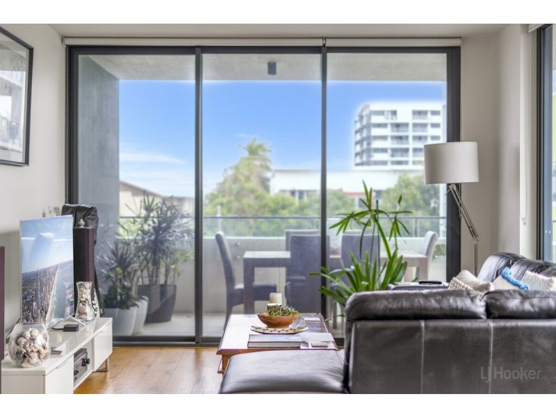 310/110 Frank Street, Labrador QLD 4215