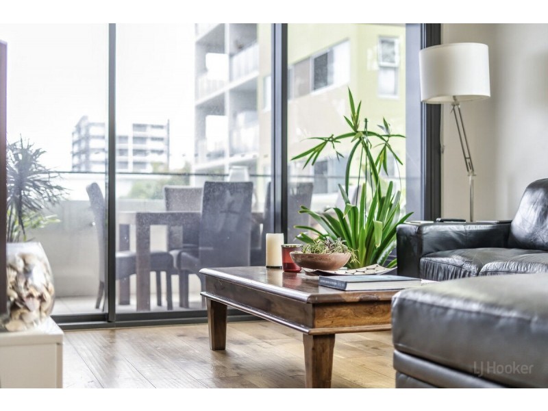 310/110 Frank Street, Labrador QLD 4215