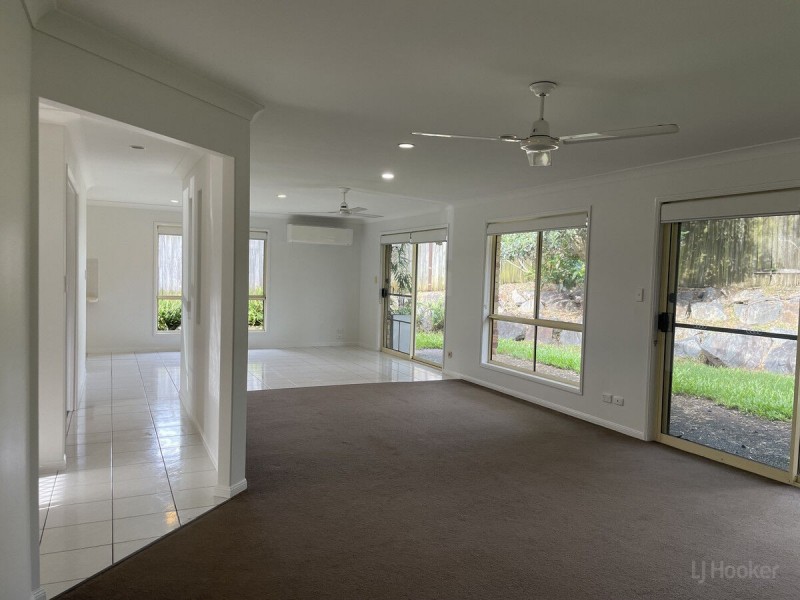 75 Cootharaba Drive, Helensvale QLD 4212
