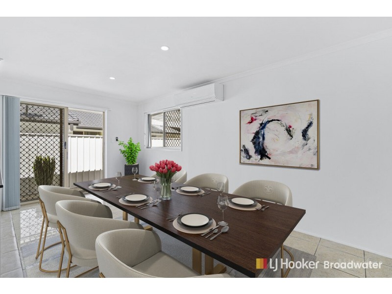 1/146 Kumbari Avenue, Labrador QLD 4215