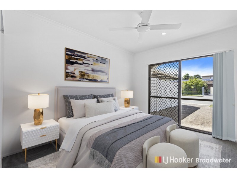 1/146 Kumbari Avenue, Labrador QLD 4215