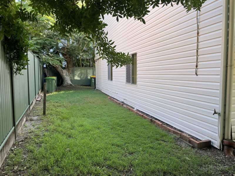 8/34 Labrador Street, Labrador QLD 4215