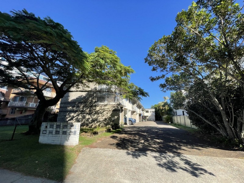 8/34 Labrador Street, Labrador QLD 4215