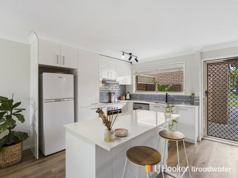 11/21 Usher Avenue, Labrador QLD 4215