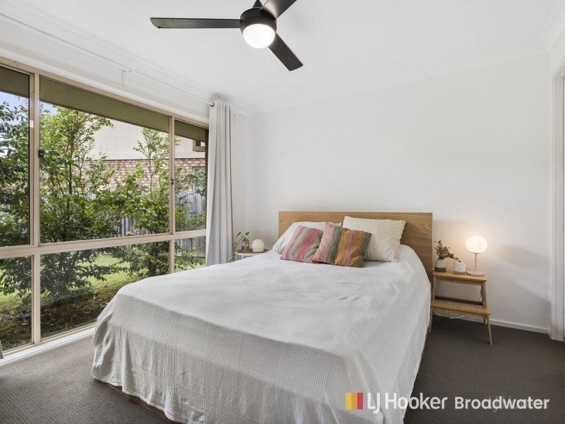 11/21 Usher Avenue, Labrador QLD 4215