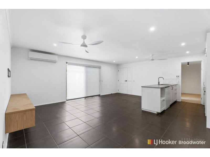 1/49 Morinda Way, Labrador QLD 4215