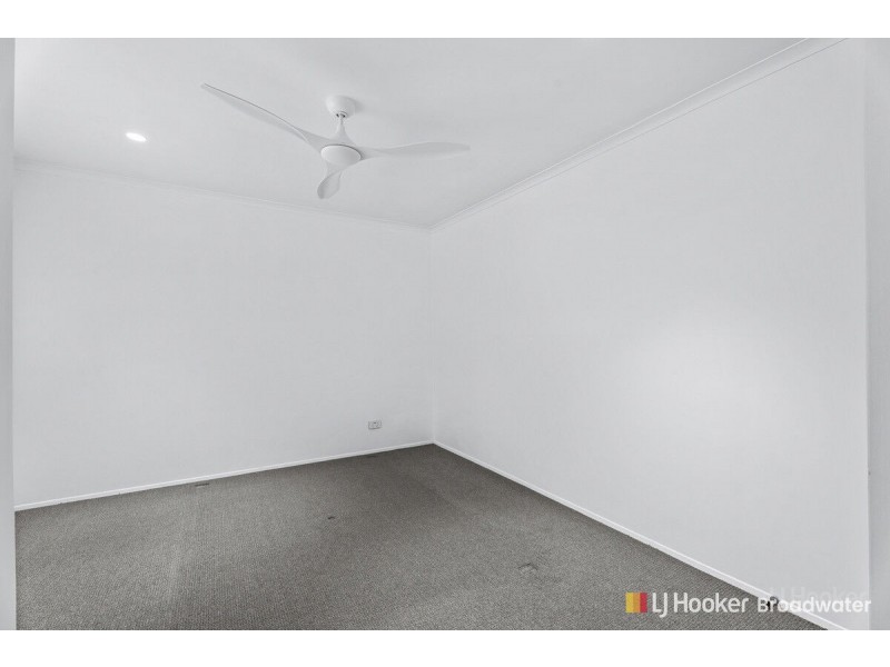 1/49 Morinda Way, Labrador QLD 4215