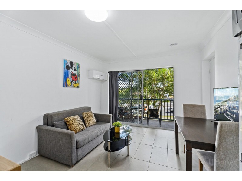 16/125 Frank Street, Labrador QLD 4215