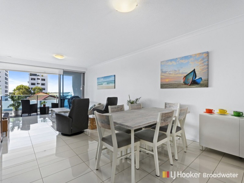 305/20 Labrador Street, Labrador QLD 4215