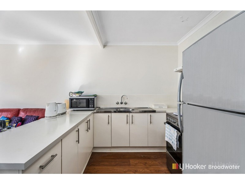 1/5 Proud Street, Labrador QLD 4215