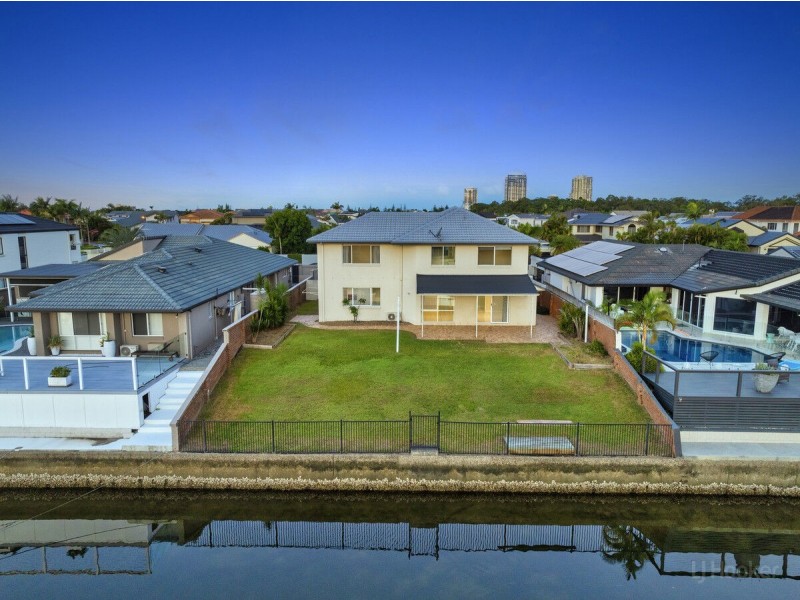12 Midnight Court, Runaway Bay QLD 4216