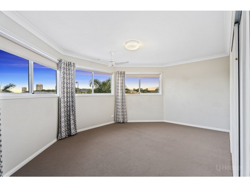 12 Midnight Court, Runaway Bay QLD 4216