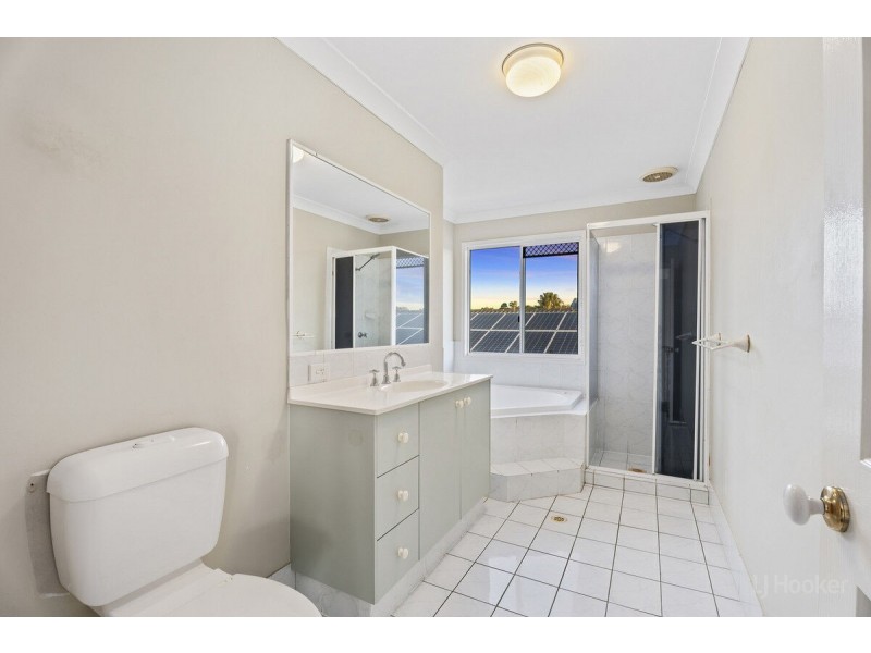 12 Midnight Court, Runaway Bay QLD 4216