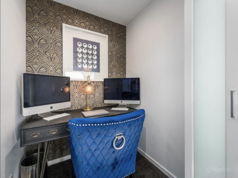 4401/5 Harbour Side Court, Biggera Waters QLD 4216