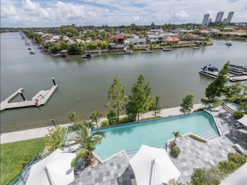 4401/5 Harbour Side Court, Biggera Waters QLD 4216