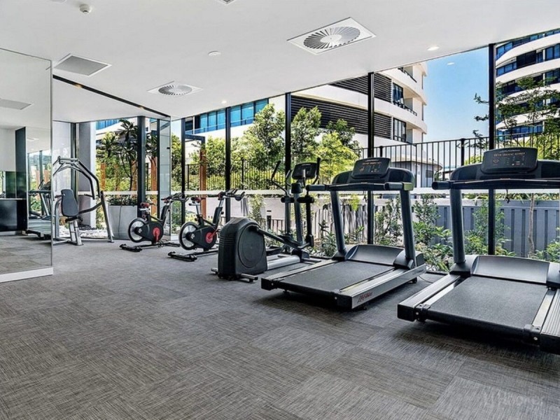 4401/5 Harbour Side Court, Biggera Waters QLD 4216